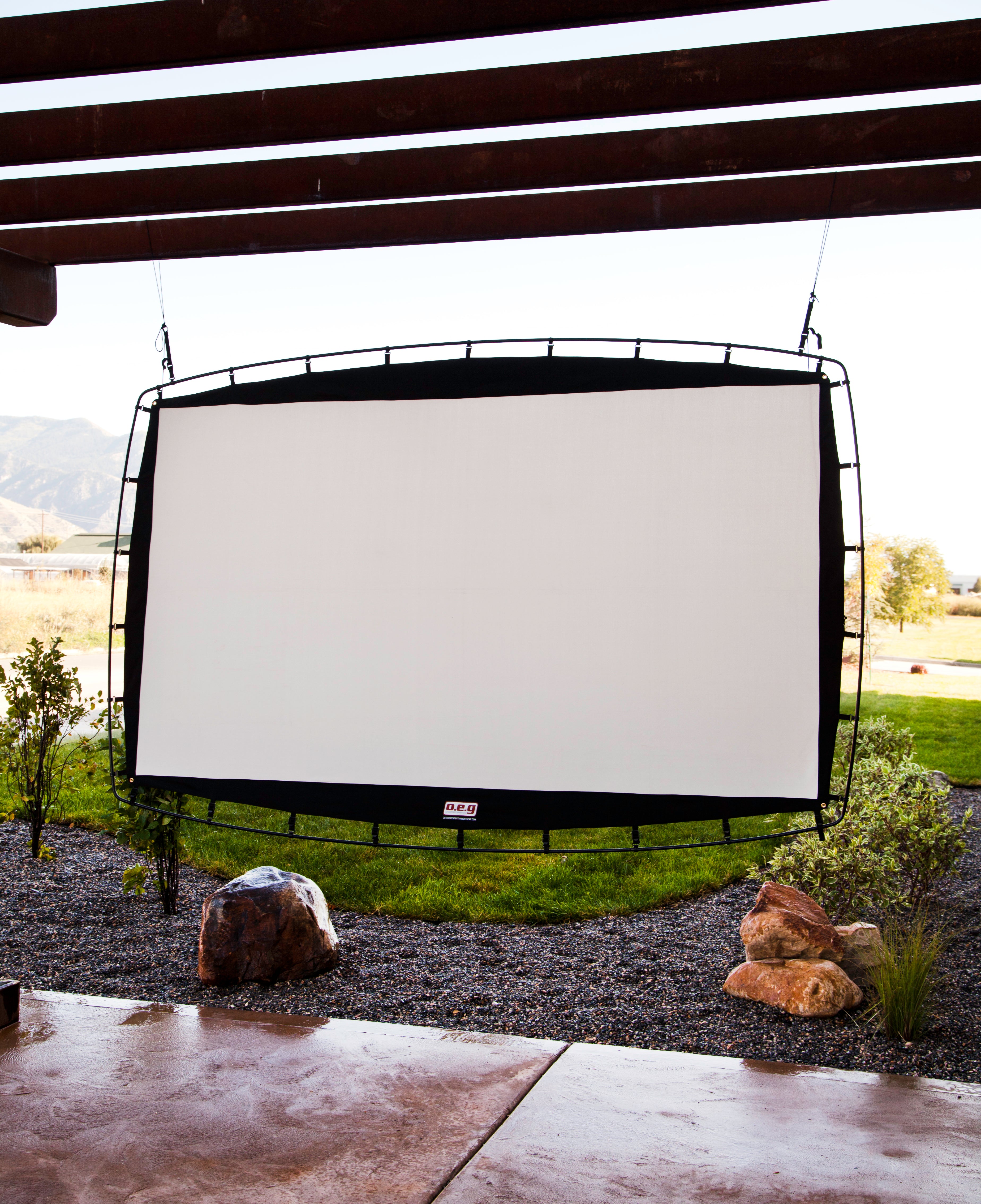 retractable outdoor movie screen